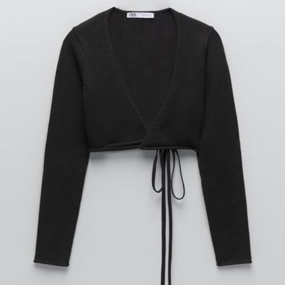 Zara V-Neck Knit Wrap Crop Top Black, size Medium - Picture 1 of 4